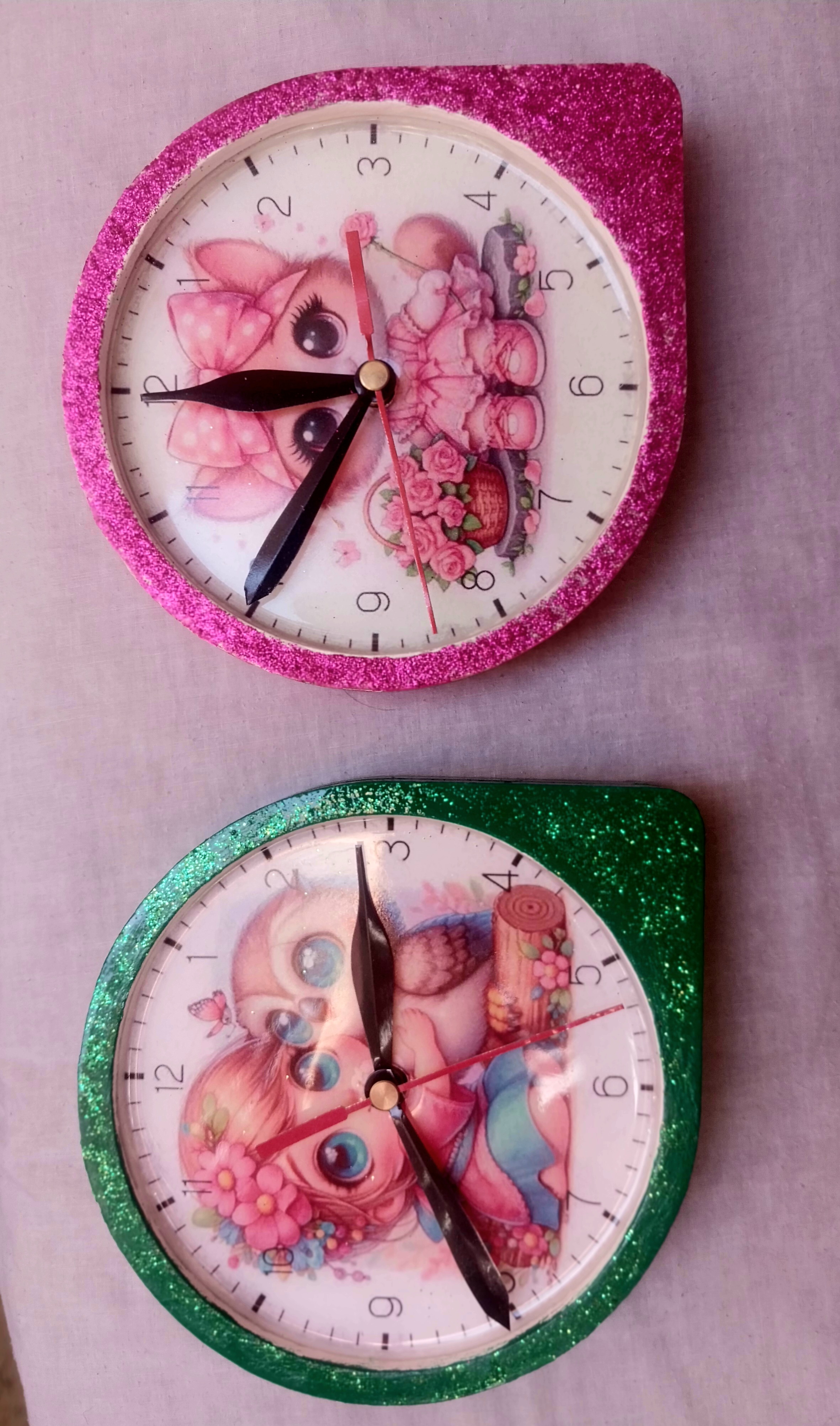 ساعت رومیزی رزینی .کودکان .با موتور آرامگرد بدون صدا.